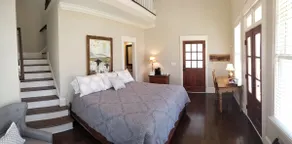 Quiet Country Farmhouse - Image 2