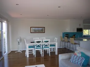 Prime Location - Totally Refurbished - Image 5