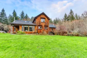 Custom Home in Sunny Fieldbrook - Image 2