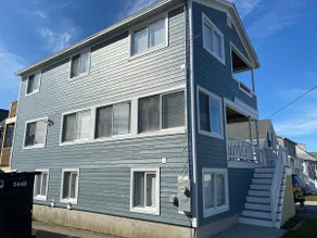 Large Beach House -Steps to the Sand - Image 2