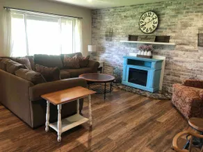 Manito Home&Guest Suite, 2 Kitchens, 3BDR Sleeps 9 - Image 5
