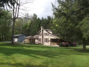 The Cottage At Ligonier Woodsy Cabin With Rec Blg - Image 3
