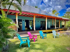 Turia's Beach Villa - Image 2