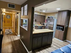 (Huge Home)W/Game Room! - Image 5