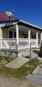 2 Bedroom Home in Junction City - Image 3