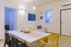 LA NASSA SUITES & ROOMS - Image 3