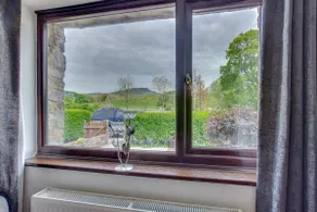 The View, Pen-y-ghent, Horton in Ribblesdale - Image 2