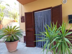 GRETA'S HOUSE - Image 4