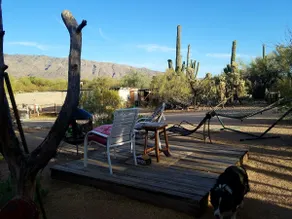 Knightly's Guesthouse - Image 3