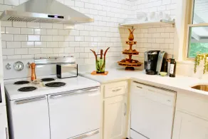Townside Nook: 2-Blocks to Downtown Sparta - Image 5