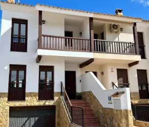 Townhouse with a view of the town of Lubrín! - Image 2