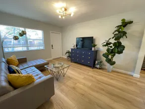Chic 3 bedroom apt. in Central Miami/Little Havana - Image 3