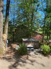 Condo in Natural Setting w/ Hot tub - Image 4