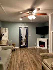 Beach Getaway - 3BR,A/C,1 Block to Beach, 6 badges - Image 5