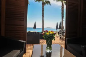 Villa rental: 3 bedrooms, 6 people, 100 meters from the beach - Hyères Port - Image 4