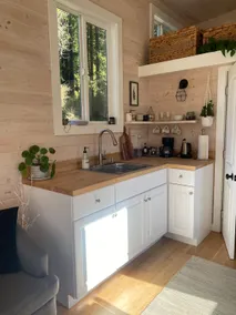 Tiny House in the Redwoods - Hot tub! - Image 4