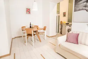 Elegant 2BR 80m² | Balcony | Central Tbilisi - Image 3
