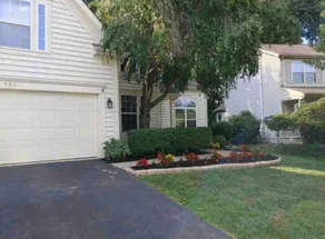 Spacious & Modern Home with everything you need! - Image 2