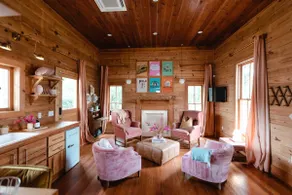 Historic tiny home in the heart of Georgetown. - Image 4