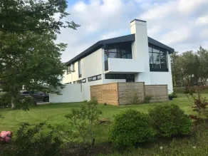Bright and spacious, central location HG-00010685 - Image 2