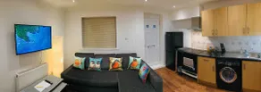 Fountain View 1BR Flat Oxford - Free Parking - Image 4