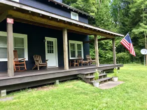 The Jewett Four Square, a clean and simple retreat - Image 5