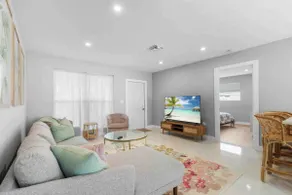 Coastal Home w/ New Heated Saltwater private pool - Image 4