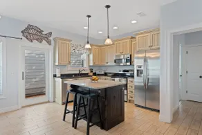 Amazing Location! Walk to Downtown Rosemary, Pool, Beach, & Restaurants! - Image 4