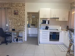 Inexpensive Longer Stay Studio Apartment - Image 4