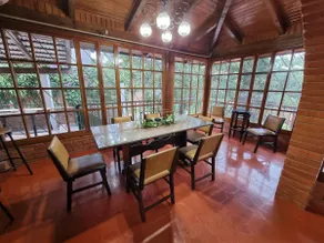 Villa Floresta, a spacious house with a mountain view - Image 3