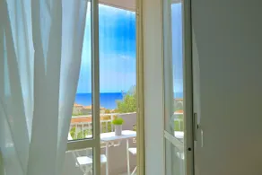 Katty House, Sea View - Image 2