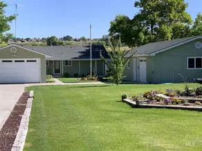 Hagermans Exclusive Gridley Island. - Image 3