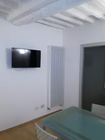 The House in Camollia - Image 3