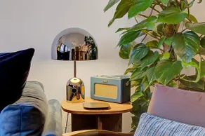 Stylish, business traveller friendly apartment, with free parking and Netflix - Image 5