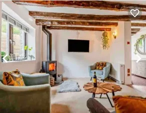 Cosy Cottage With hot Tub-oozing Character! - Image 3
