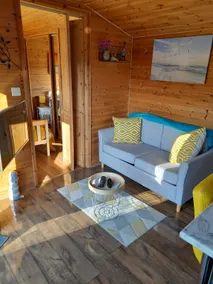 Hidden Cabin - Image 4