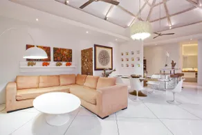 Le Chloe Villas - Image 3