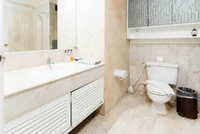 Bangkok’s Special Gathering Spacious 3 BR 8 Pax - Image 5