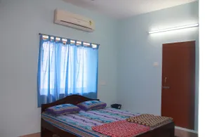 Comfortable home stay at Adyar, a prime location - Image 4
