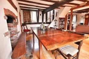 Beautiful 17th century cottage - Image 5