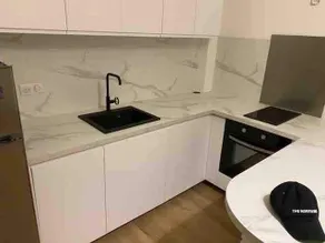 1 bedroom with parking space, in the city center - Image 4