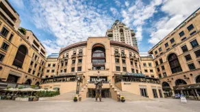 Raphael Suites - Image 2