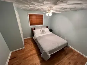 Vincent house is a sweet place. - Image 3