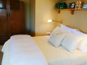Morgan Hill Guest Cottage - Image 3