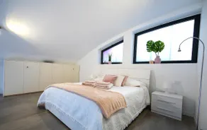 Design Central Apartment - Image 2