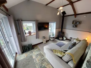 The ”Moo”tel (Eco Hot Tub Available To Hire) - Image 3
