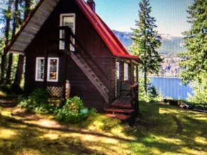Three Bears Lakefront Cabin - Image 2