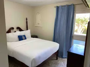 Cozy 1 bedroom condo at Point Village, Negril - Image 3