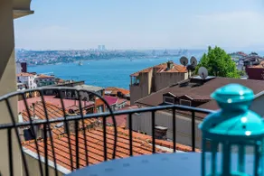 Sea View Comfortable Suite in a min Taksim Square - Image 2
