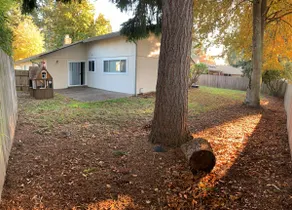 Rare 3BR Home w/ 2 Kings, Garage, 15 min to DT PDX - Image 4